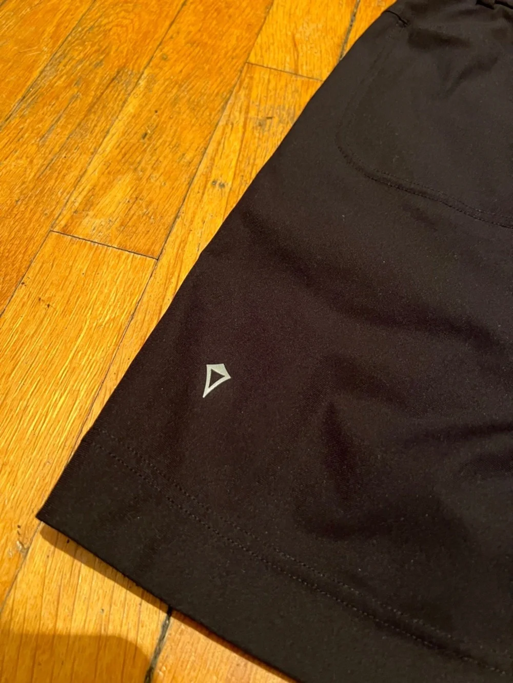 Ivivva by Lululemon Match Driver Bermuda Shorts in Black, Girl’s size 14